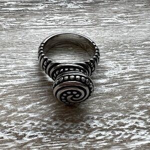Retired James Avery African Beaded Ring, size 7. .925 silver. Gently worn.
